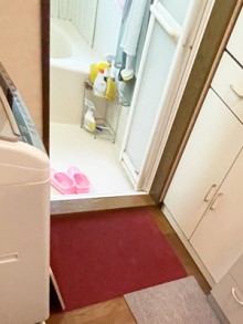 ウエーブ＆スプレー水流で節水しながら軽快な浴び心地　目黒区N様邸